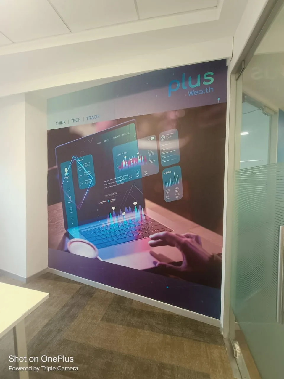 vinyl wrap print - Signage Times